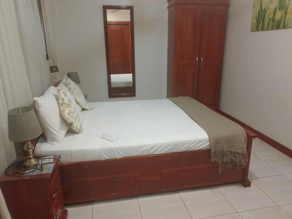 Ocean Breeze Resort Toledo Exterior foto